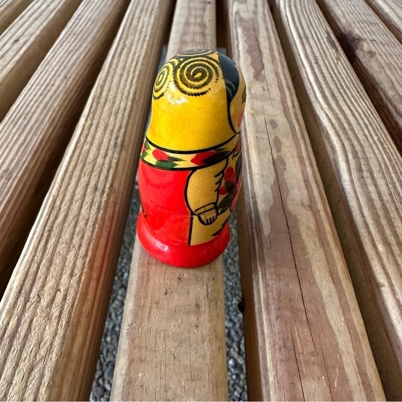 Russian Nesting Dolls Set 3 Matryoshka Peasant Doll Wooden Wood Vintage Russia - Picture 8 of 11
